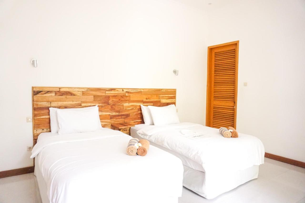 Ibludan Hotel Senggigi Exterior photo