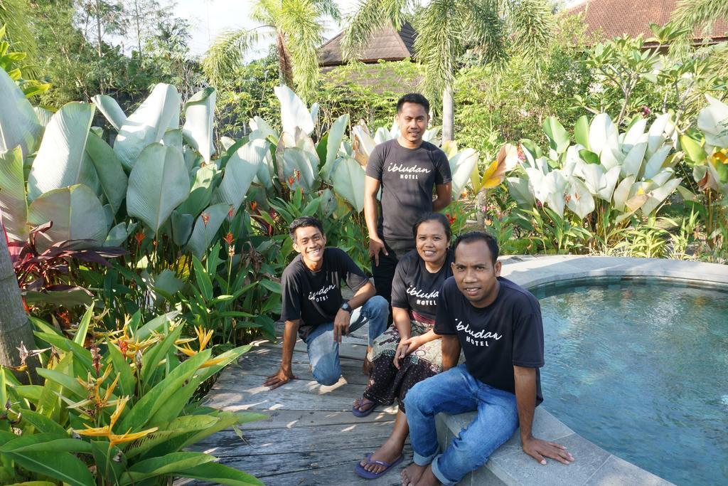 Ibludan Hotel Senggigi Exterior photo